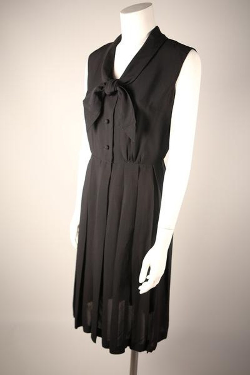 Elegant 1940s Pleated Black Shirt Dress image 1