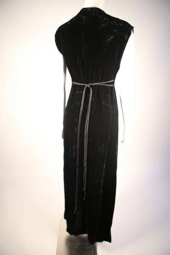 1970s Black Velvet V-Neck Dress - image 3