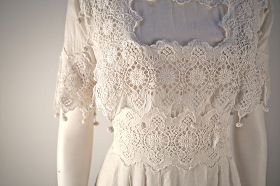 Rare Vintage Edwardian Cotton Wedding Dress in Ex… - image 4