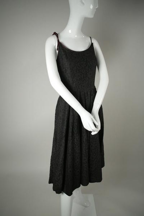 1950s Black Lace Dress - image 2