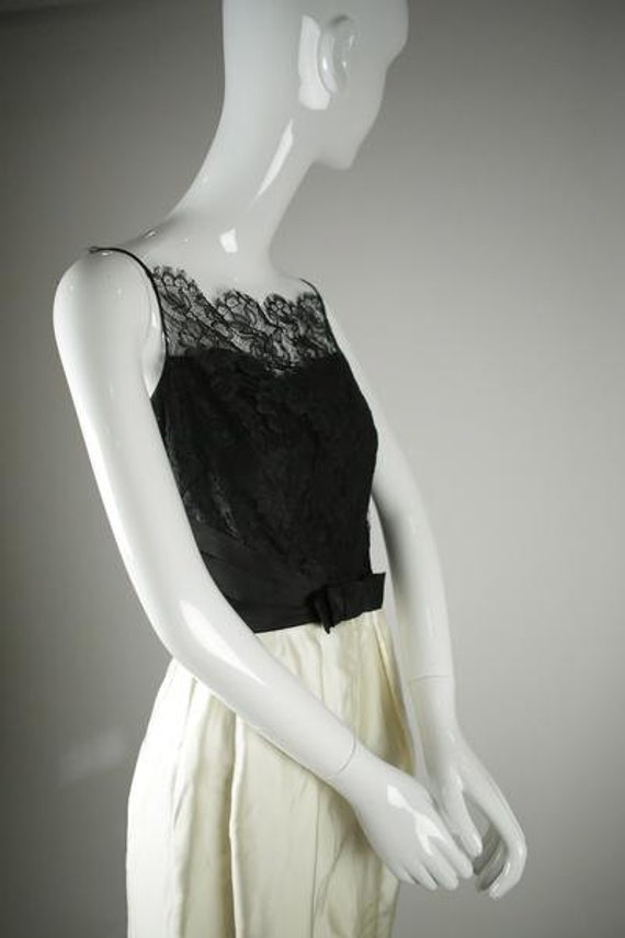 1960s Black & White "Audrey Hepburn" Dress - image 3