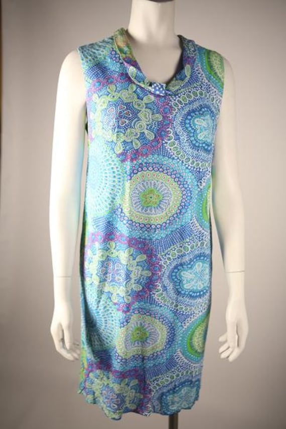 1970s Multi-Colored Paisley Shift Dress