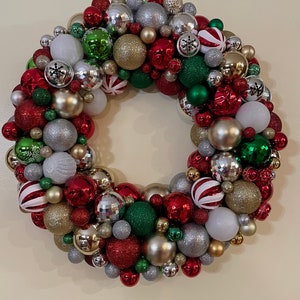 Christmas ornament wreath