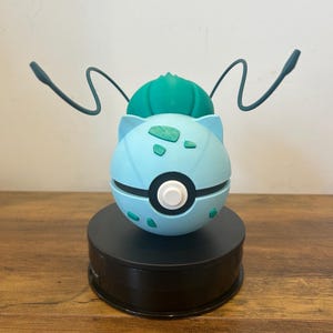 Bulbasaur Pokeball