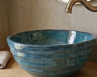 Thai Turquoise Washbasin. Stoneware countertop sink. Diameter 29cm. Handmade. Unique piece.