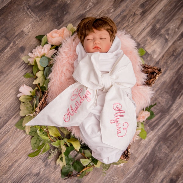 Monogrammed Newborn Infant Baby Seersucker Bow Sash Blanket, Maternity Photography Prop, Monogrammed Newborn Wrap, Baby Photo Prop, Big Bow