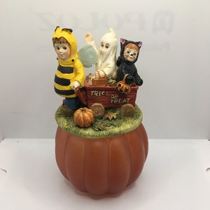 Vintage Halloween Pumpkin Candle Holder with Trick or Treat Jar Candle Topper Ghost Black Cat Bumble Bee