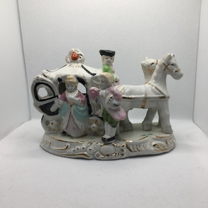 Figura de porcelana vintage de cenicienta hecha en Japón