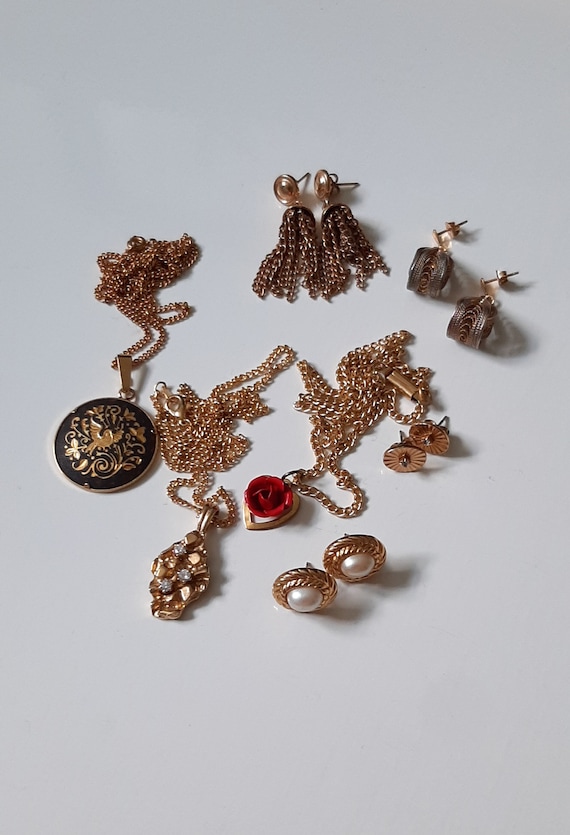 Vintage Jewelry Destash - image 2