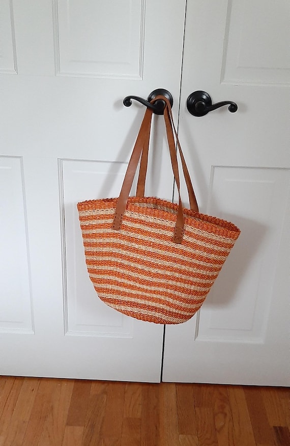 Vintage Woven Straw Beach/tote Bag