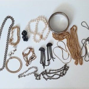 Vintage Jewelry Destash