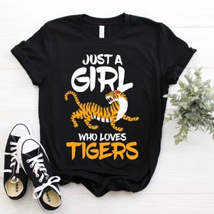 Just A Girl Who Loves Tigers Tiger Lovers Gifts T-Shirt, Cool Cute Birthday Present Party Costume Shirts, Zoo Bengal Asian Siberian Tees