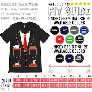 K&ouml;nnte beinhalten: Schwarzes Unisex-T-Shirt mit einem Dirigentenanzug-Design, roter Krawatte und Taschendetails. Das Shirt tr&auml;gt das Wort "CONDUCTOR" und eine Gr&ouml;&szlig;entabelle mit verf&uuml;gbaren Farben und Gr&ouml;&szlig;en in cm.