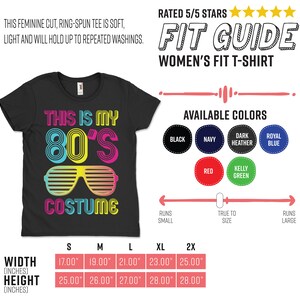 K&ouml;nnte beinhalten: Schwarzes T-Shirt mit dem Text "This is my 80's Costume" in bunten Buchstaben und einer Neon-Sonnenbrille. Das Shirt ist ein T-Shirt in Damenpassform und in verschiedenen Farben erh&auml;ltlich. Die Gr&ouml;&szlig;entabelle zeigt die Breite und H&ouml;he des Shirts in Zoll.
