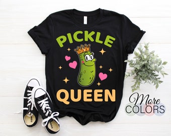 Pickle Queen Funny Pickles Lover T-Shirt, Fun Love Cucumber Gift, Girls Women’s Mom Birthday Present, Halloween Party Christmas Costume,