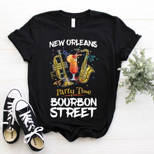 New Orleans Bourbon Street Louisiana Vintage Souvenir Gift T-Shirt, Mardi Gras, Jazz Festival, Travel Vacation Trip French Quarter Retro,