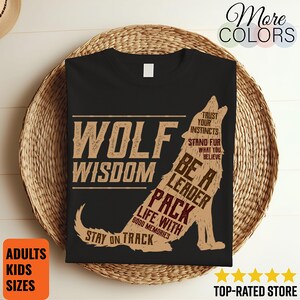 Howling Wolf Art Solo Lone Wisdom Inspirational Motivational Wolves Shirt, Wolf Lover Gifts, Hipster Wolf Spirit Vintage Animal T-Shirts,