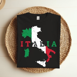 Italy Italian Map Flag Pride Gift T-Shirt Heritage Patriotic Born Italia Roots Fans Travel Vacation Italians Friday Family Sport Support Tee