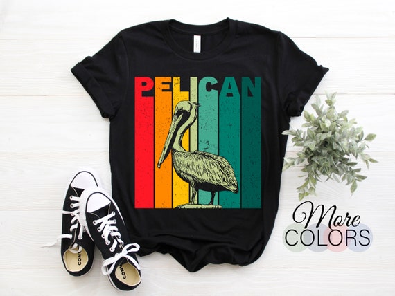 Parrot Dad Retro Style T-Shirt Gift For A Parrot Lover Parrot Dad Retro Style T-Shirt Gift For A Parrot Lover