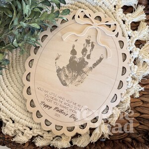DIY Mother&#39;s Day Handprint Keepsake | Mother&#39;s Day Sign | Gifts for Mom | Mothers Day Craft