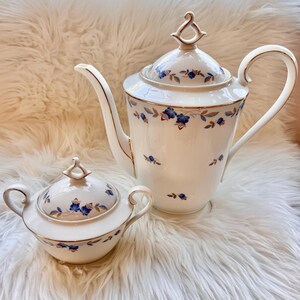 Vintage Rare Lidded Coffee Pot and Sugar Bowl Set K&A Krautheim Selb Bavaria Gold Trim Vibrant Design Germany Mid-Century Modern Porcelain