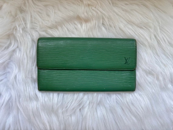 Vintage Authentic Louis Vuitton Emerald Green Epi… - image 1