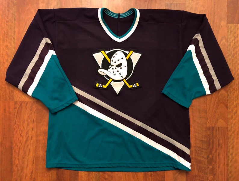 anaheim mighty ducks old jersey