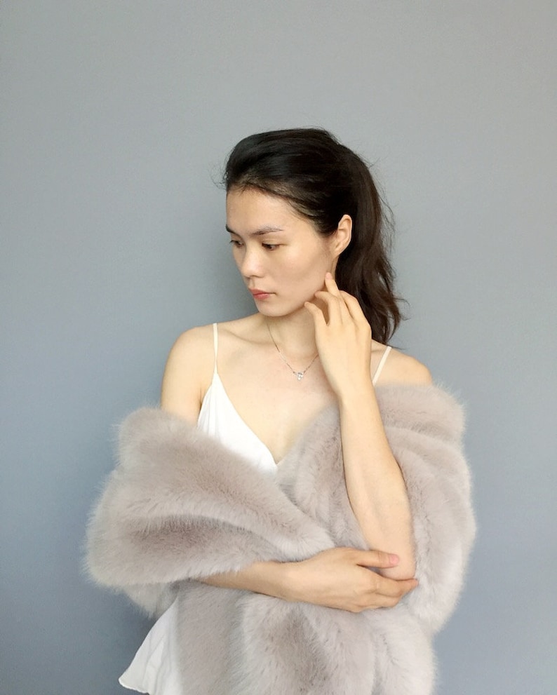 White Fur Stole >> Bridal Shawl Bridal Fur Stole Winter Wedding Faux Fur Wrap Etsy White Fur Stole >> Bridal Shawl Bridal Fur Stole Winter Wedding Faux Fur Wrap Etsy