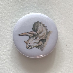 Fridge magnet or button “Triceratops”