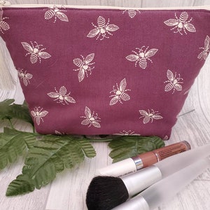Bee cosmetic bag, Bee make up bag, Bee gifts, Bumble Bee gifts, Bee lover gifts