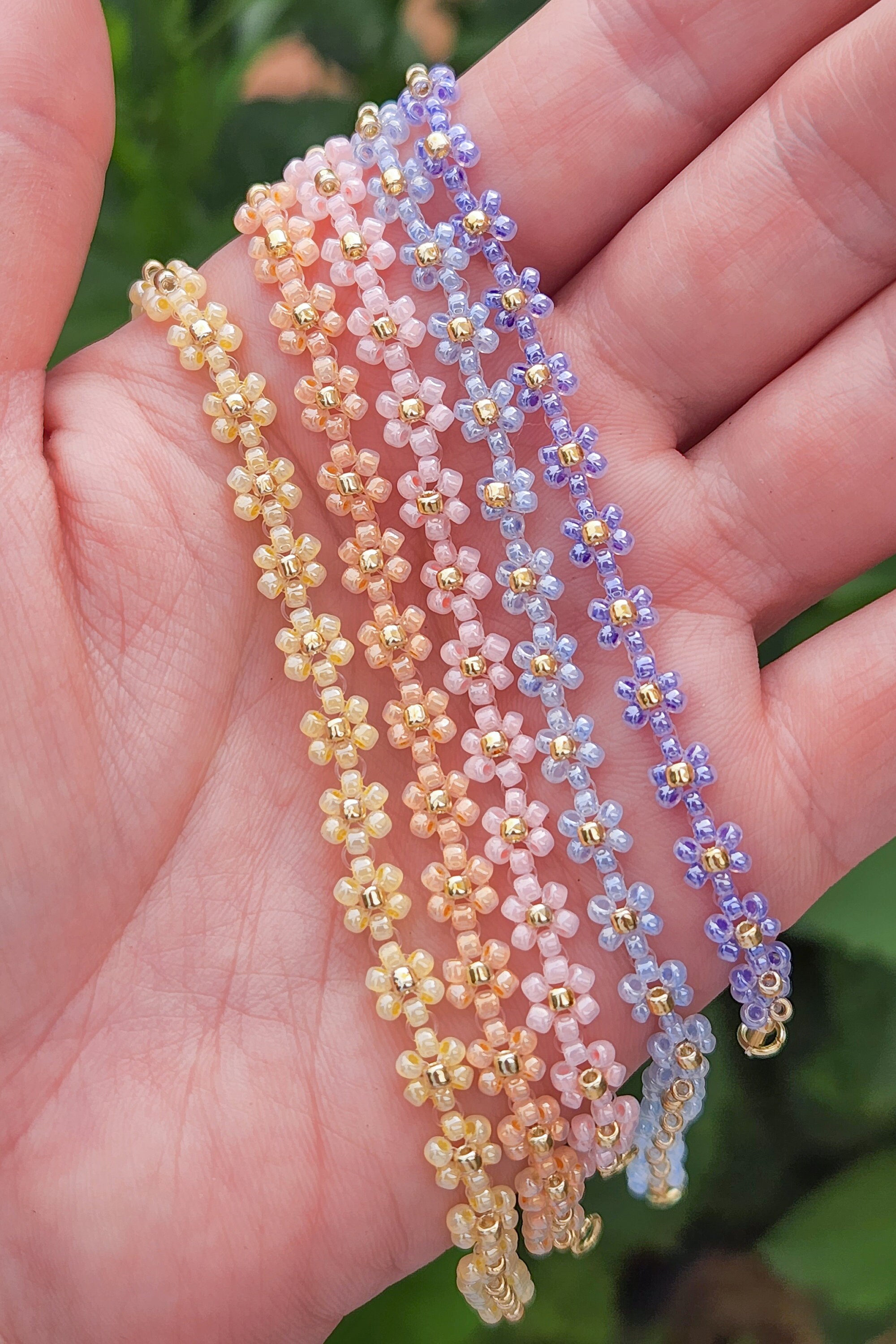 Seed Bead Bracelet, Dainty Beaded Bracelets, Layering Bracelet, Tiny Bead  Bracelet, Gifts for Women, Colorful Minimalist Everyday Bracelet 