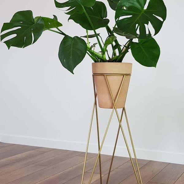 Modern Indoor Plant Stand. Outdoor Metal Planter. Hairpin leg Planter. Gold Plant Stand.