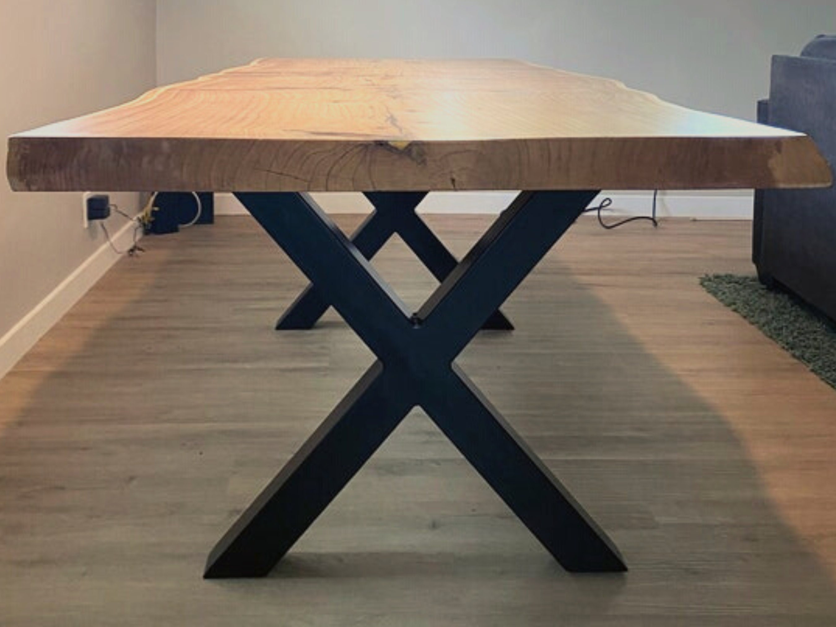  Patas de metal para mesa en forma de K de 28 pulgadas de alto,  patas de metal resistente, patas de escritorio industriales, juego de 2,  color negro : Herramientas y Mejoras