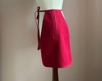 18th Century Hanging Pockets in Red