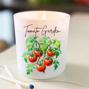 Tomato Garden Candle – Fresh Tomato Scented Candle – Earthy Summer Vibes – Tomato Vine Candle, Garden Gift, Vegetable Garden Candle