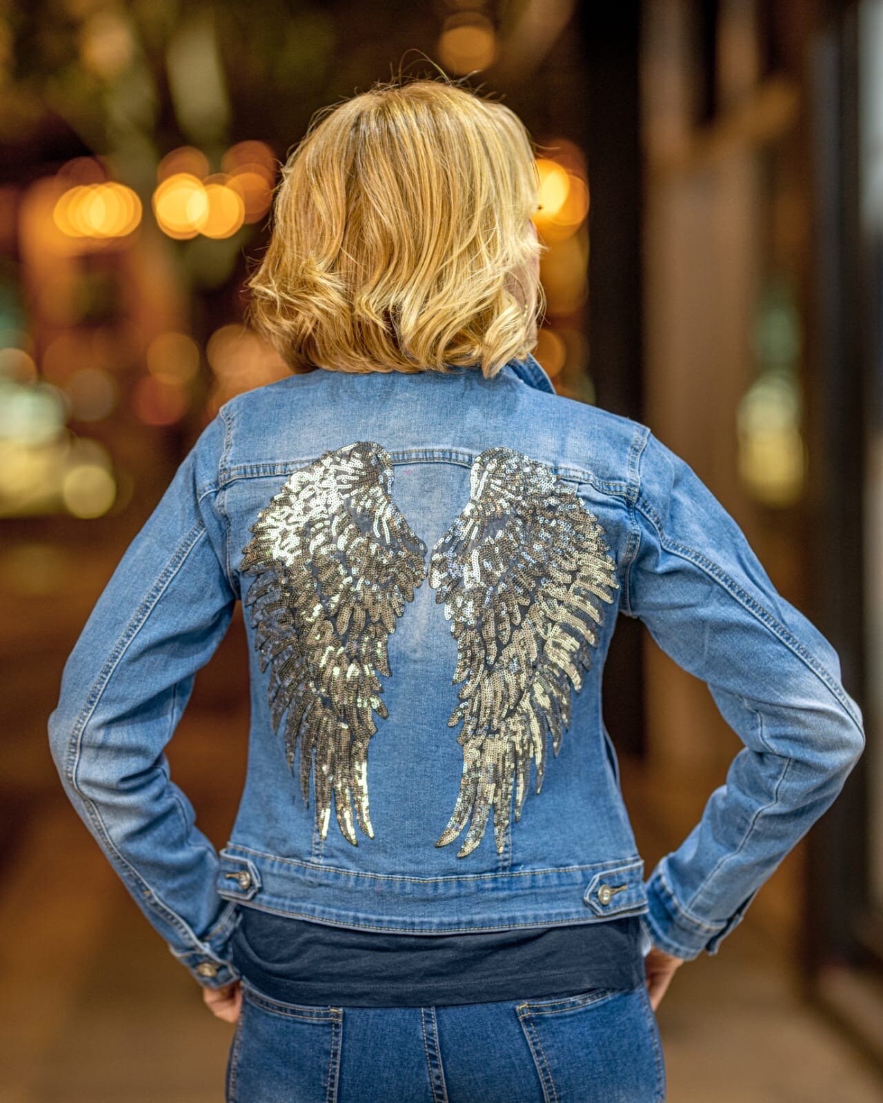 Veste en jean avec online ailes dans le dos