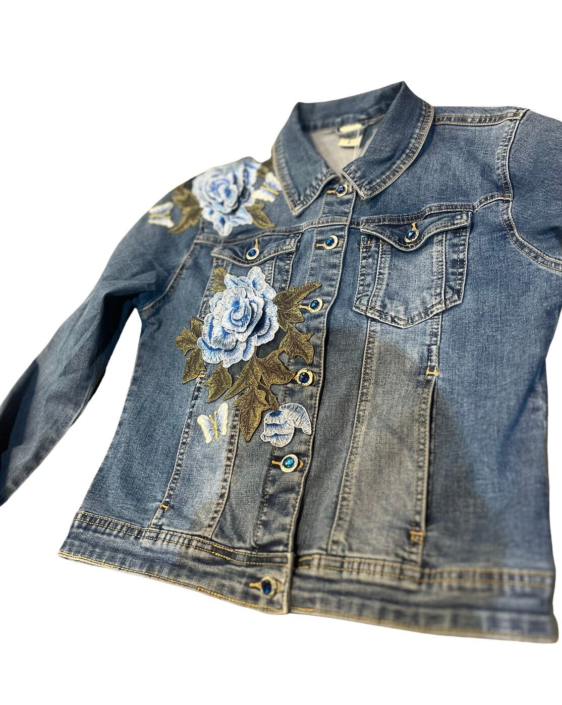Customized Denim Jacket With Flowers and Butterflies/embroidered Denim Jacket/large Size Women