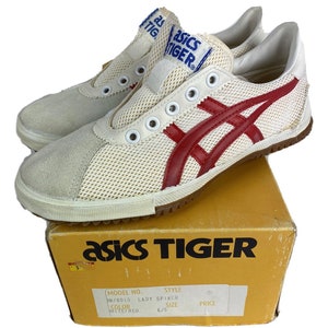 Vintage 70s ASICS Tiger Lady Spiker Women's Volleyball - Etsy Vintage 70s ASICS Tiger Lady Spiker Women's Volleyball - Etsy