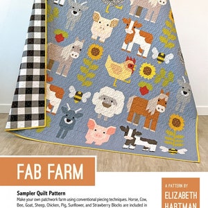 Op de afbeelding: Een quiltpatroon met de titel "FAB FARM" met een blauwe achtergrond en een patchwork-ontwerp met boerderijdieren, bijen, zonnebloemen en aardbeien. Het patroon bevat instructies voor het maken van een quilt in twee verschillende maten.