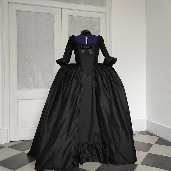 Robe 18ème siècle Marie-Antoinette en soie noire, du XXS au XL