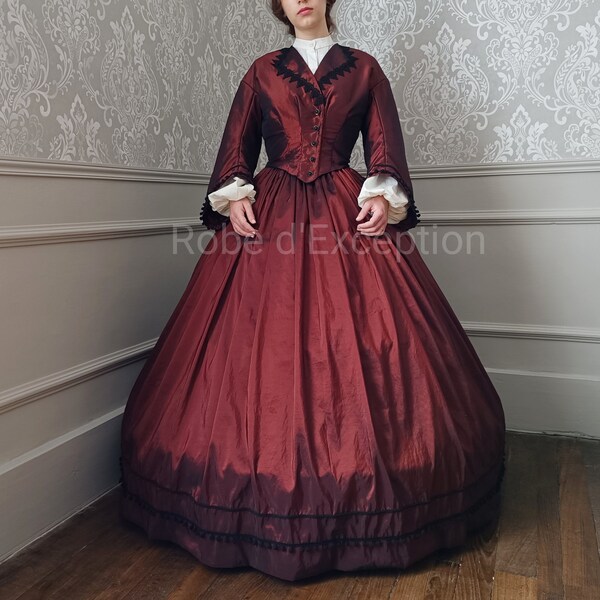 Robe Second Empire 1850-1860, XXS au XL taffetas marron cuivre