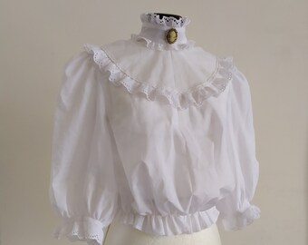 1900 women's blouse in cotton, white with lace