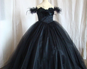 Little girl's Opera dress in black tulle and feathers for weddings-parties-events-On order