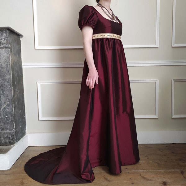 Robe historique 1er Empire Joséphine en taffetas, disponible du XXS au 4XL