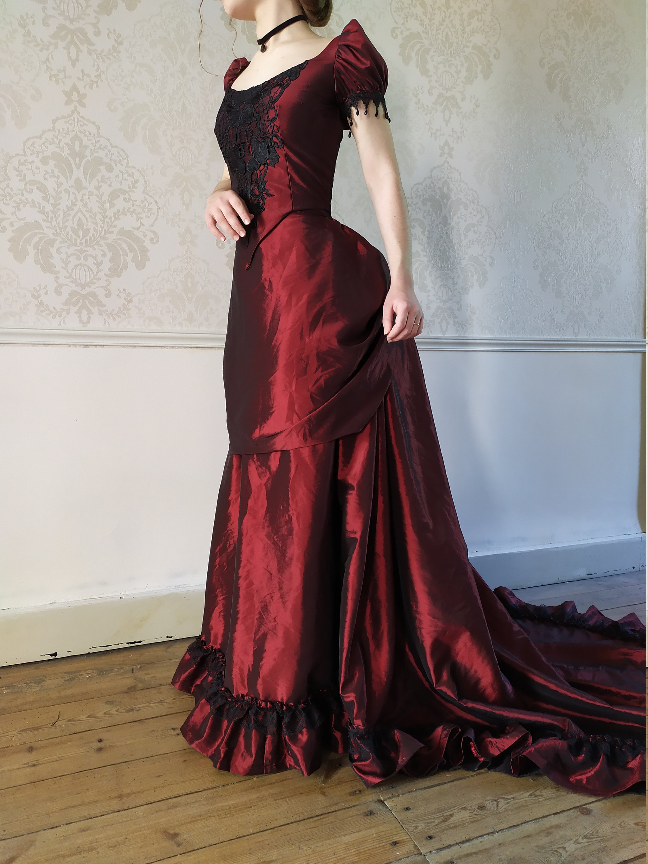 Victorian Ball Gown in Burgundy Taffeta ...