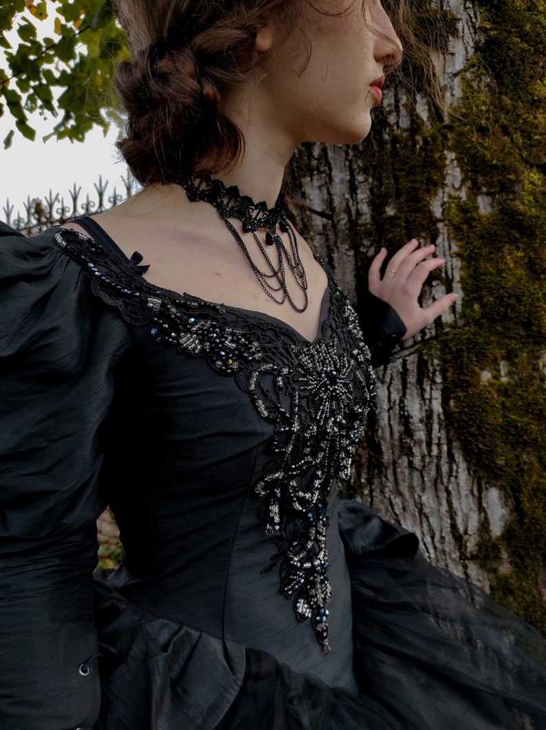 Renaissance style queen dress in black wild silk for wedding, historical theme, all events image 8