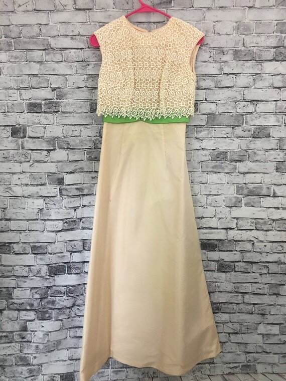 Vintage 1940's-1950's Cream Green Velvet Ribbon Cr