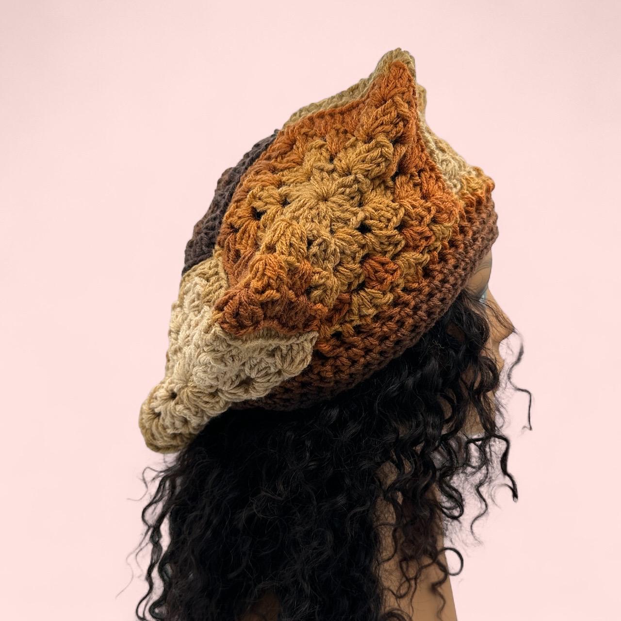 Crochet Star Crown Beanie: Handmade Granny Hexagon Hat  display picture 1