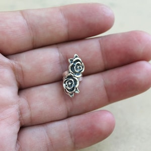 Sterlingzilveren rozen-oormanchet, zilveren rozen-oormanchet, sterlingzilveren oormanchet geen piercing, roosoormanchet oorbellen, bovenste oormanchet