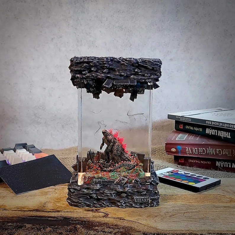 ELVENSTARS Handcrafted Resin Godzilla Night Light – Glowing Monster Lamp With Wood Base, USB Powered & Adjustable Brightness – Unique Bedroom Decor Or Collectible Gift For Fans